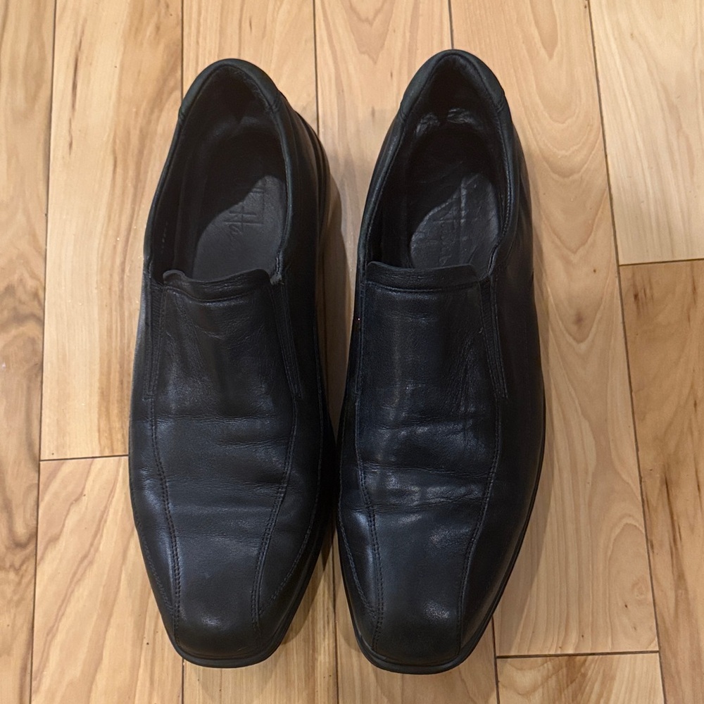Classic Black Leather Men's Loafers
